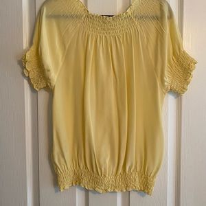 Ruffled yellow top